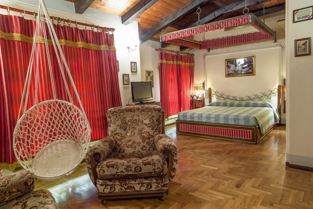 مودينا Hotel Villino Della Flanella الغرفة الصورة